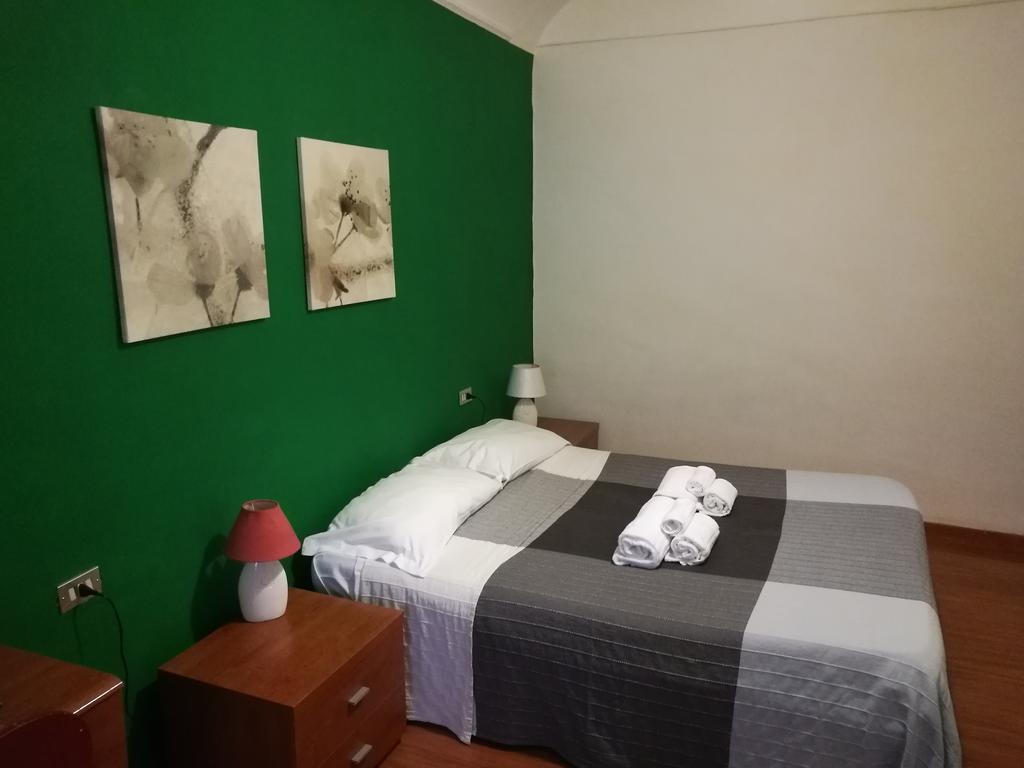 Pensión Ares 3*